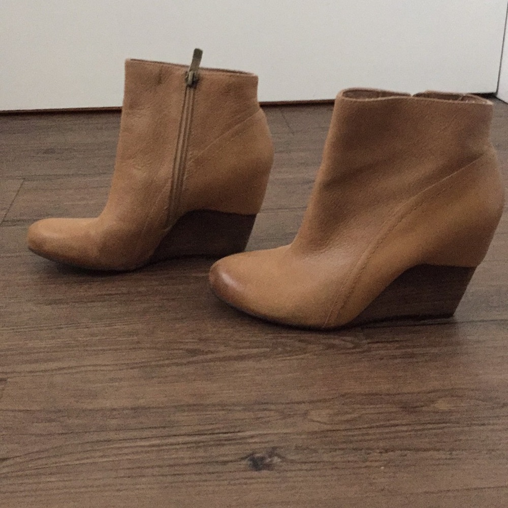 Vince Camuto Booties